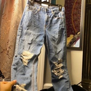 American eagle mom jeans